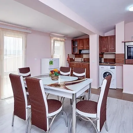 Боряна Appartement *