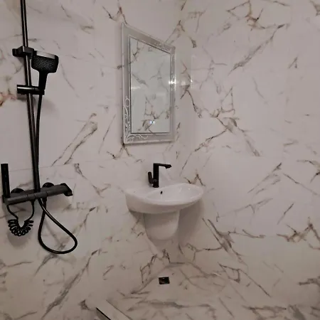 калитеа 2* Πομόριε